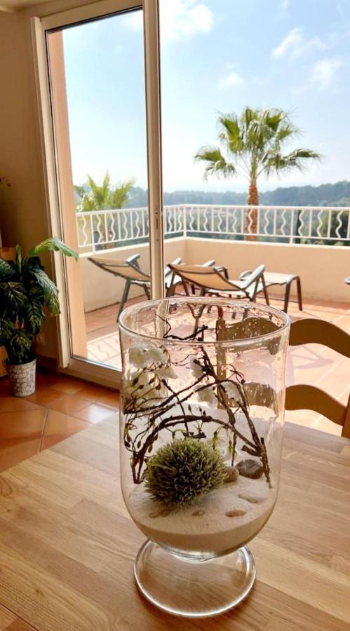 Hameau Des Amandiers Vue Mer - Piscine, Golf Et Tennis Prive Saint-Cyr-sur-Mer Exterior photo